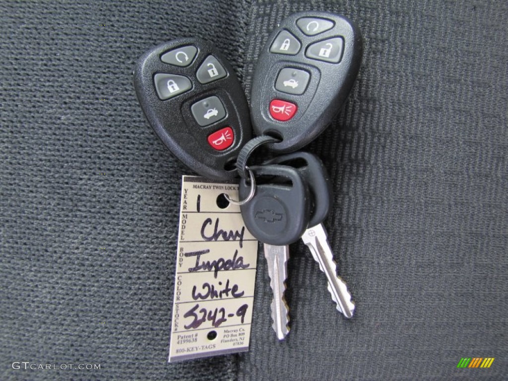 2011 Chevrolet Impala LT Keys Photo #58400597