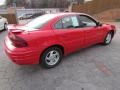 Bright Red - Grand Am SE Sedan Photo No. 4