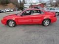 Bright Red - Grand Am SE Sedan Photo No. 9