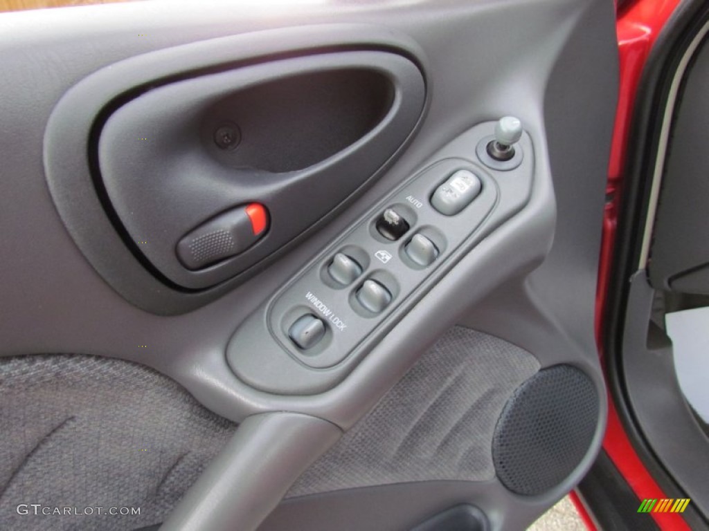 1999 Pontiac Grand Am SE Sedan Controls Photos