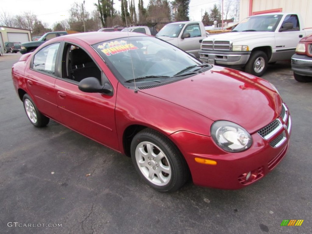 2003 Neon SXT - Blaze Red Crystal Pearl / Dark Slate Gray photo #1