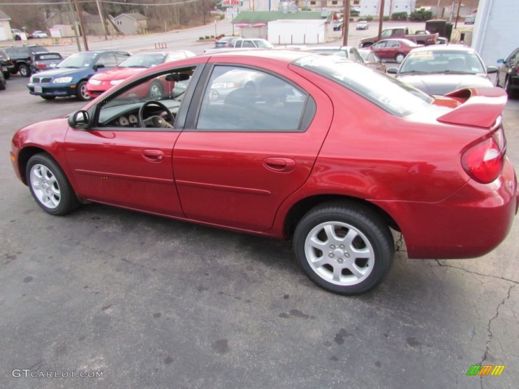 2003 Neon SXT - Blaze Red Crystal Pearl / Dark Slate Gray photo #8