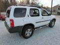 Cloud White - Xterra XE V6 4x4 Photo No. 3