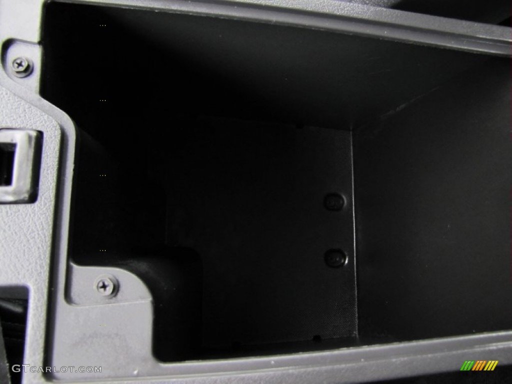 2011 Nitro Heat 4x4 - Blackberry Pearl / Dark Slate Gray photo #21