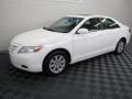 Super White - Camry XLE Photo No. 2