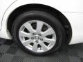Super White - Camry XLE Photo No. 24