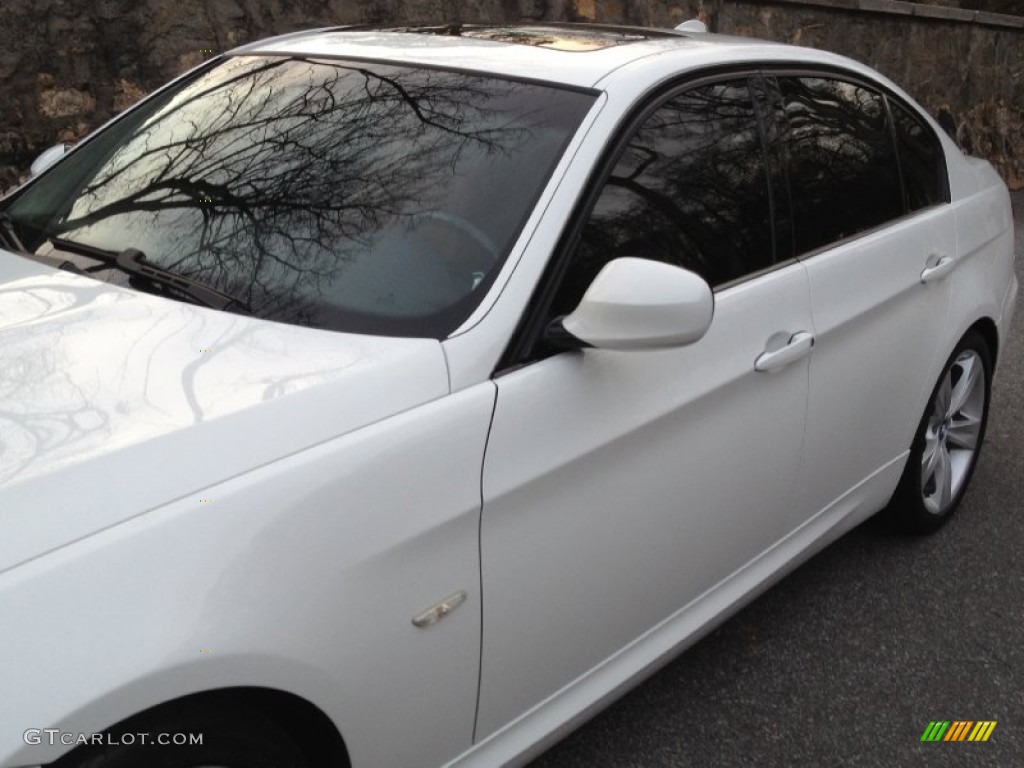 2009 3 Series 335i Sedan - Alpine White / Saddle Brown Dakota Leather photo #14