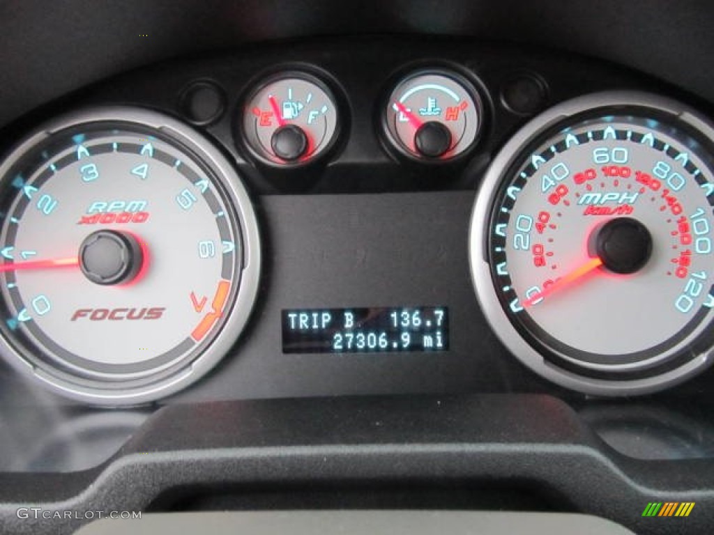 2011 Ford Focus SEL Sedan Gauges Photo #58407503