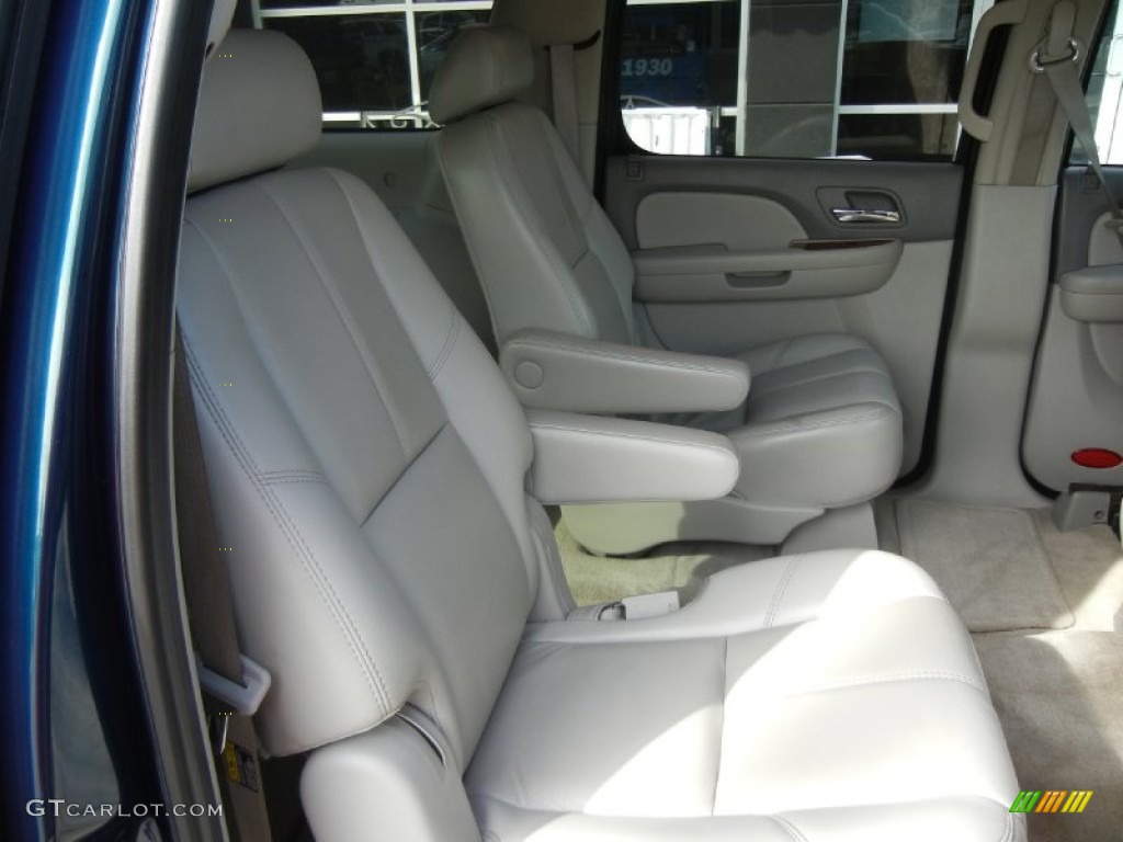 2007 Suburban 1500 LTZ - Bermuda Blue Metallic / Light Titanium/Dark Titanium photo #10