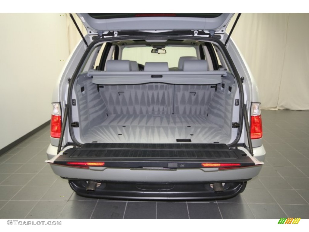 2006 BMW X5 3.0i Trunk Photo #58411835