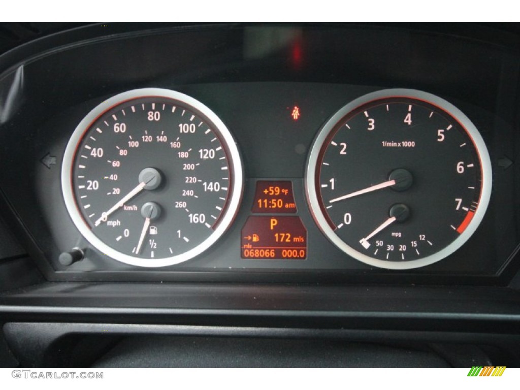 2006 BMW 5 Series 525i Sedan Gauges Photos