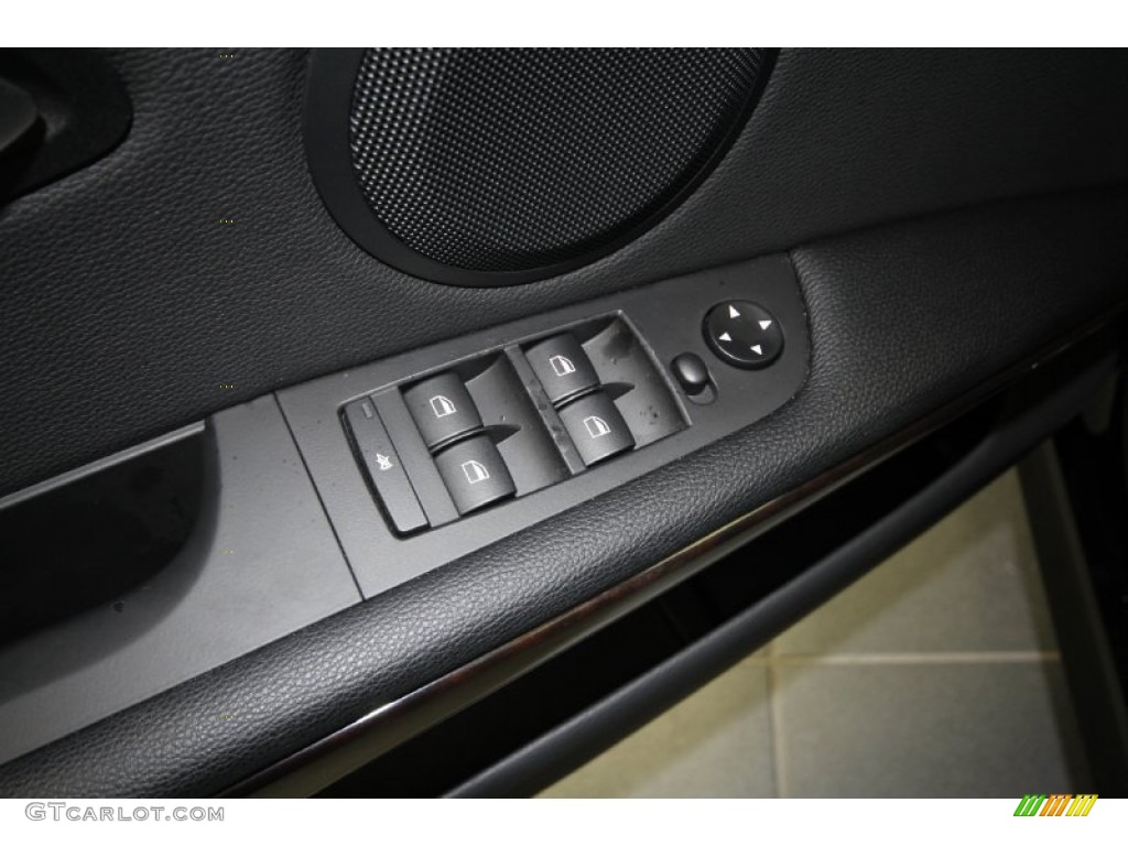 2010 3 Series 335i Sedan - Jet Black / Black photo #34