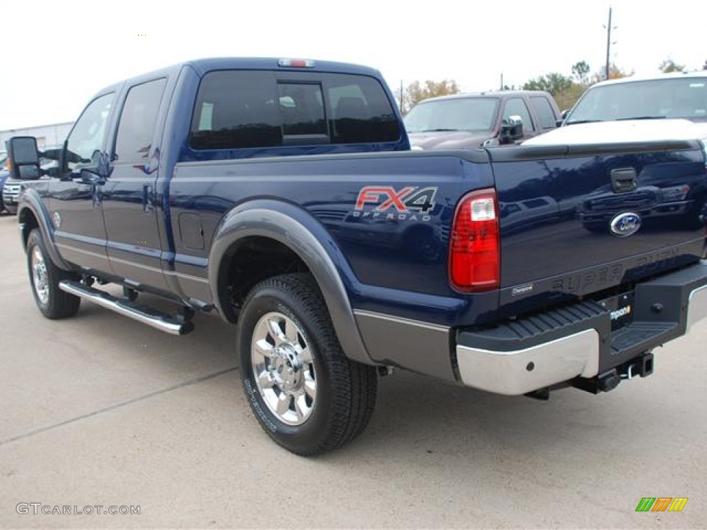 2012 F250 Super Duty Lariat Crew Cab 4x4 - Dark Blue Pearl Metallic / Black photo #4