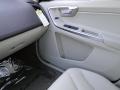 Black - XC60 3.2 AWD Photo No. 18