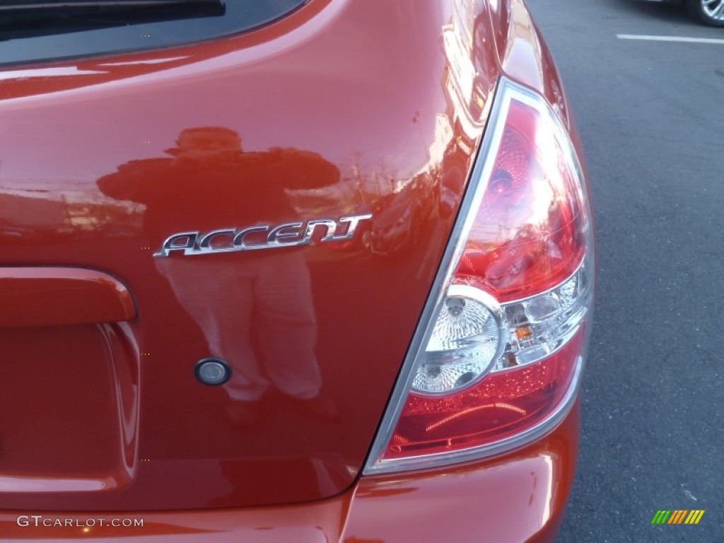 2010 Tango Red Hyundai Accent GS 3 Door 58397142 Photo 19 GTCarLot