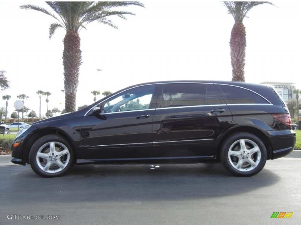 2009 R 350 4Matic - Black / Black photo #1