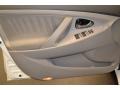 Super White - Camry LE Photo No. 10