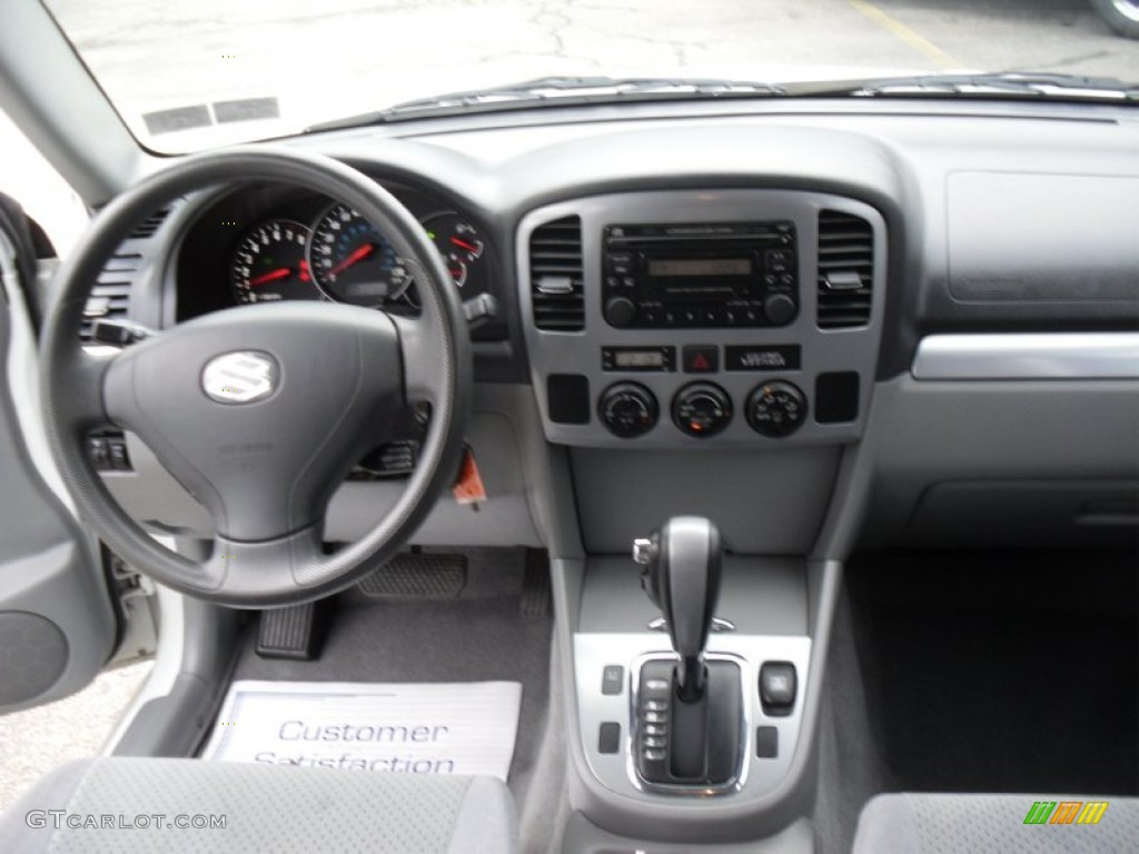 2004 Grand Vitara LX 4WD - White Pearl / Gray photo #12