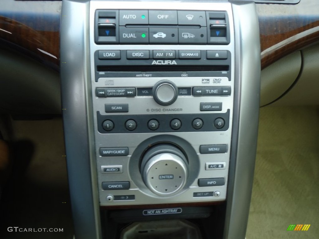2005 Acura RL 3.5 AWD Sedan Controls Photo #58424970