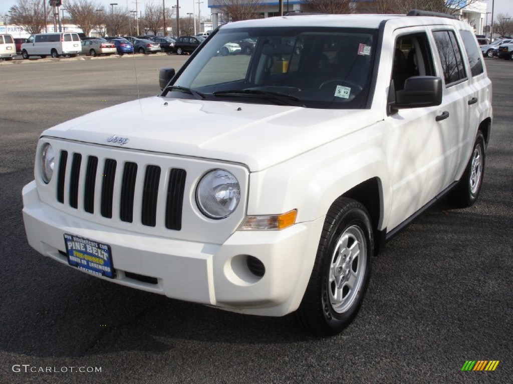 2008 Patriot Sport 4x4 - Stone White Clearcoat / Dark Slate Gray photo #1