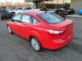 Race Red - Focus SEL Sedan Photo No. 2
