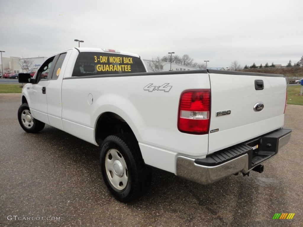 2006 F150 XL SuperCab 4x4 - Oxford White / Medium Flint photo #10