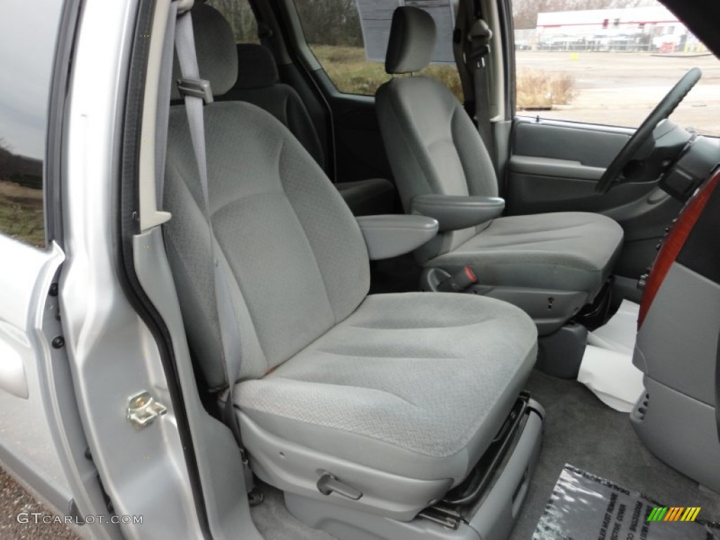 Medium Slate Gray Interior 2005 Chrysler Town & Country LX Photo #58431822