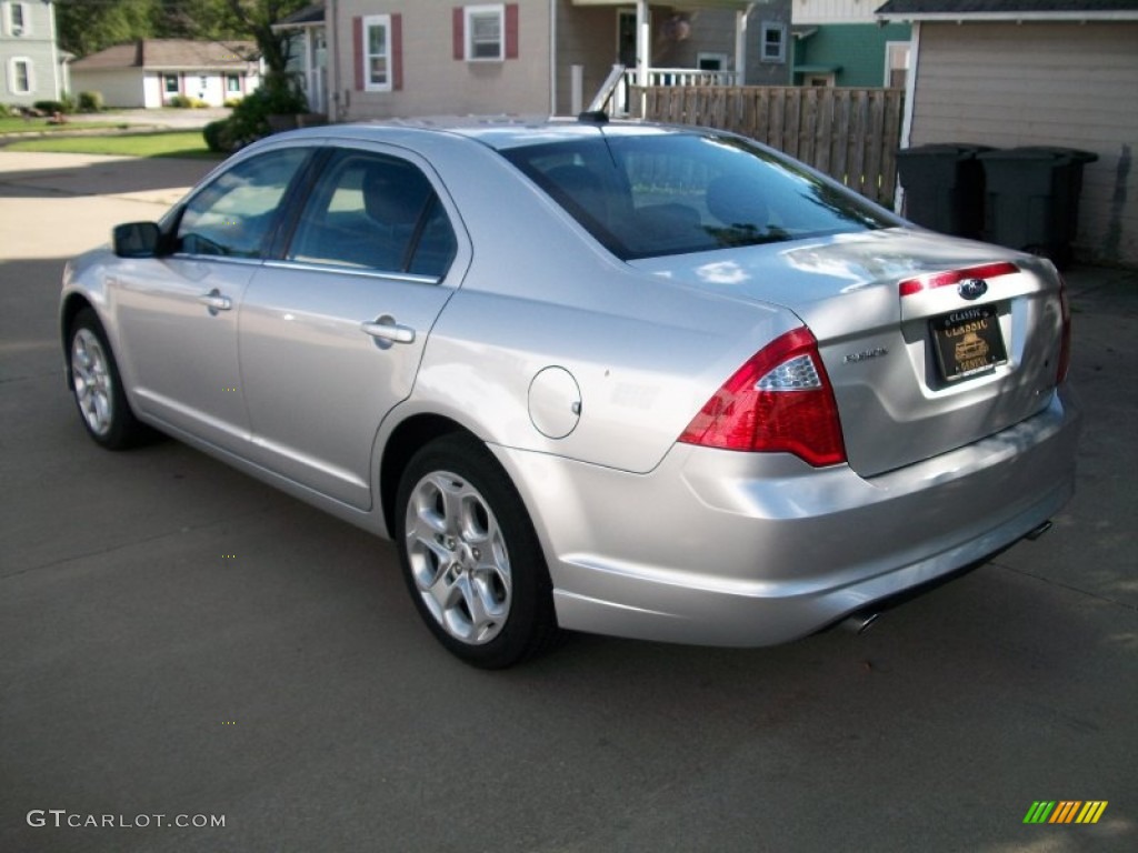 2011 Fusion SE V6 - Ingot Silver Metallic / Charcoal Black photo #7