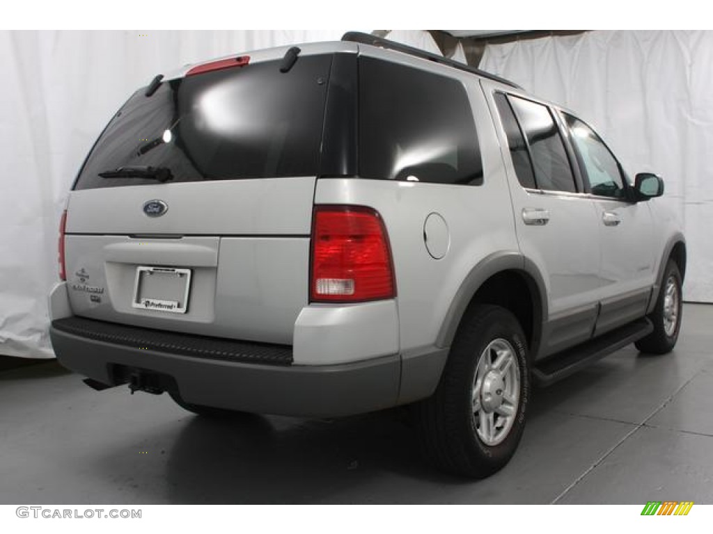 2002 Explorer XLT 4x4 - Silver Frost Metallic / Medium Parchment photo #2