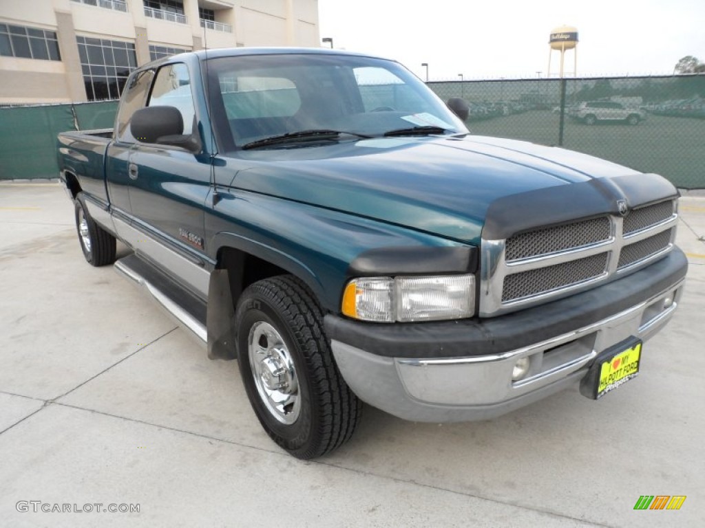 1999 Ram 2500 SLT Extended Cab - Emerald Green Pearl / Agate photo #1