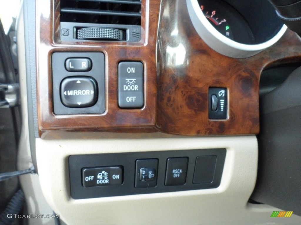 2010 Tundra SR5 CrewMax 4x4 - Pyrite Brown Mica / Sand Beige photo #47