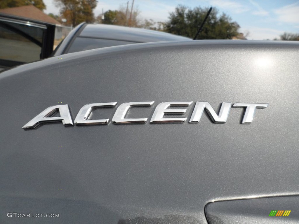 2012 Accent GLS 4 Door - Cyclone Gray / Gray photo #15