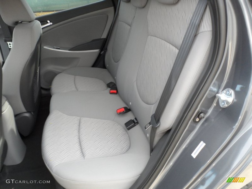 2012 Accent GLS 4 Door - Cyclone Gray / Gray photo #20