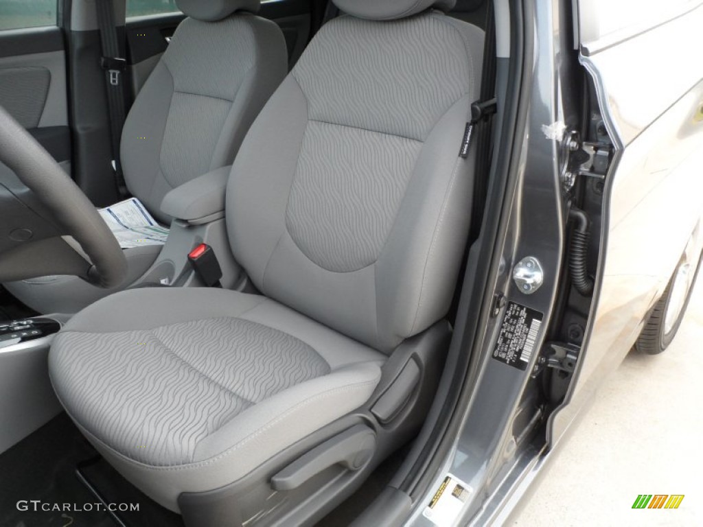 2012 Accent GLS 4 Door - Cyclone Gray / Gray photo #23