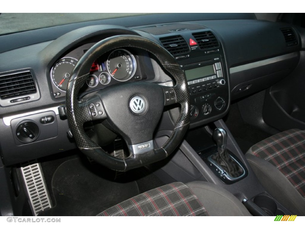2007 Volkswagen GTI 2 Door Interlagos Plaid Cloth Dashboard Photo #58445967