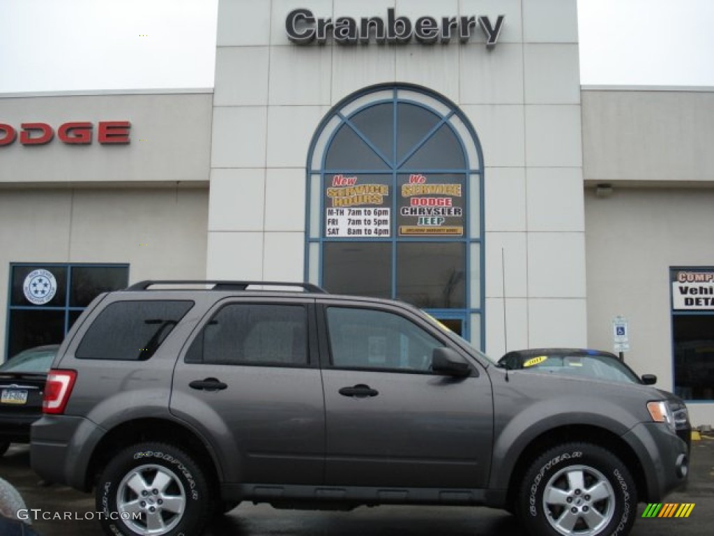 2009 Escape XLT 4WD - Sterling Grey Metallic / Charcoal photo #1