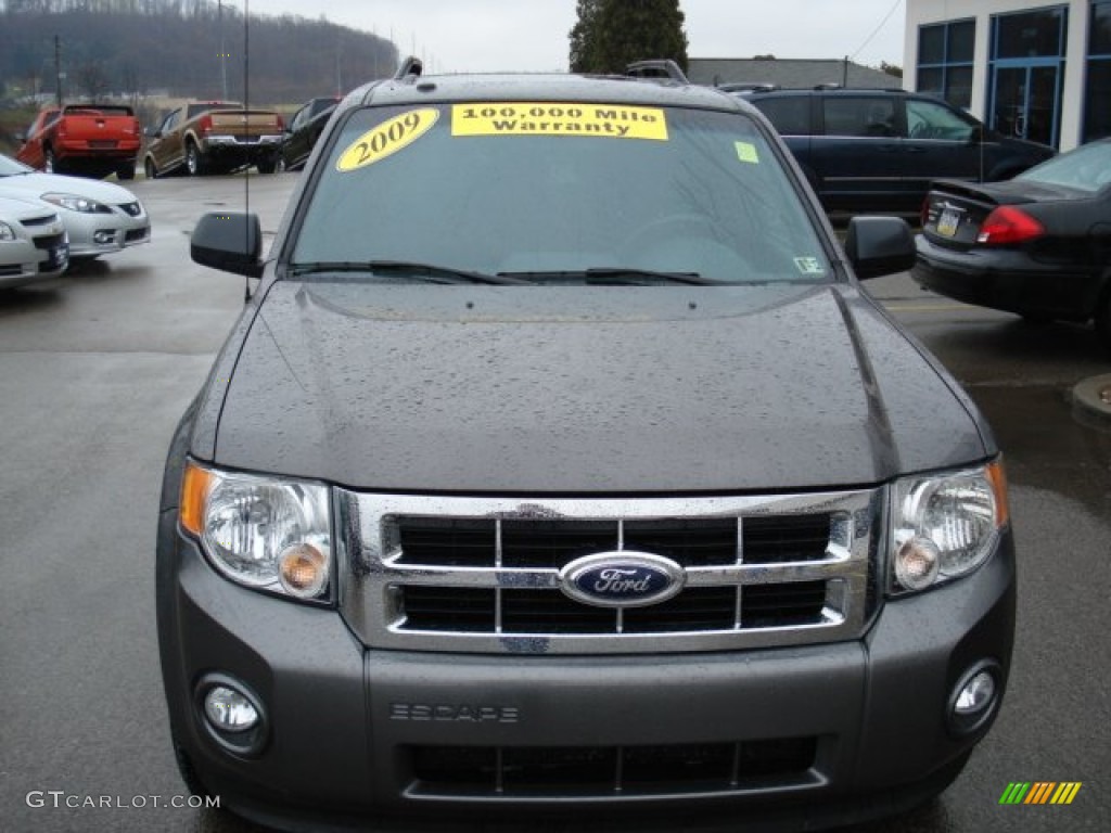 2009 Escape XLT 4WD - Sterling Grey Metallic / Charcoal photo #3