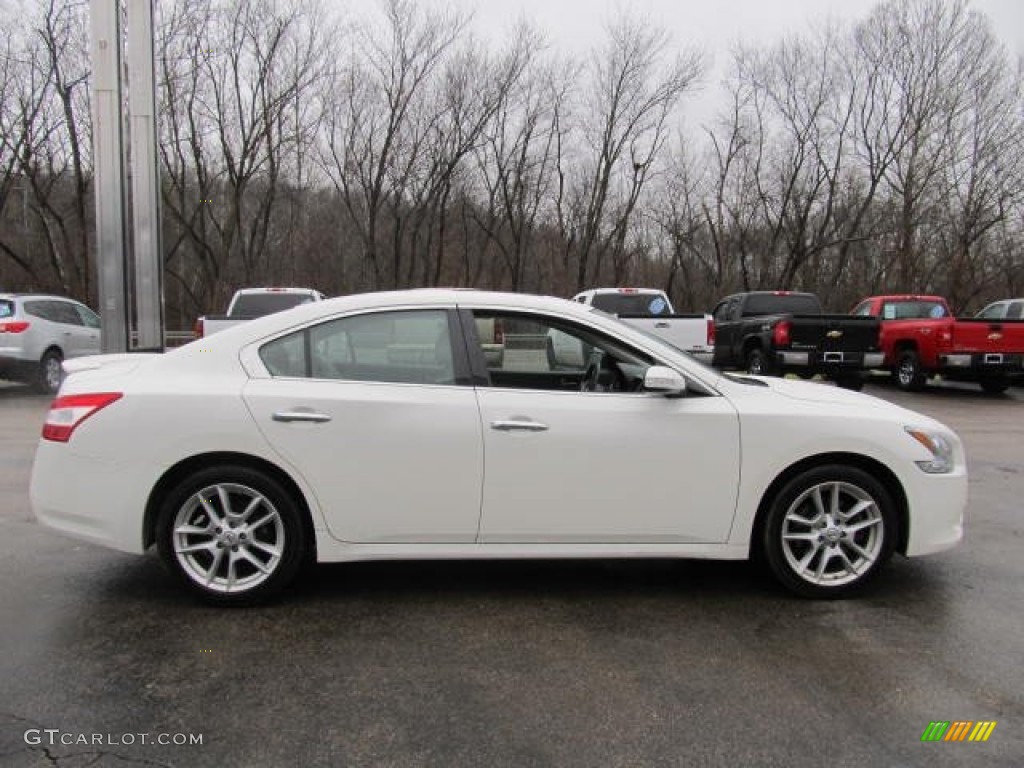 2009 Maxima 3.5 SV - Winter Frost White / Caffe Latte photo #3