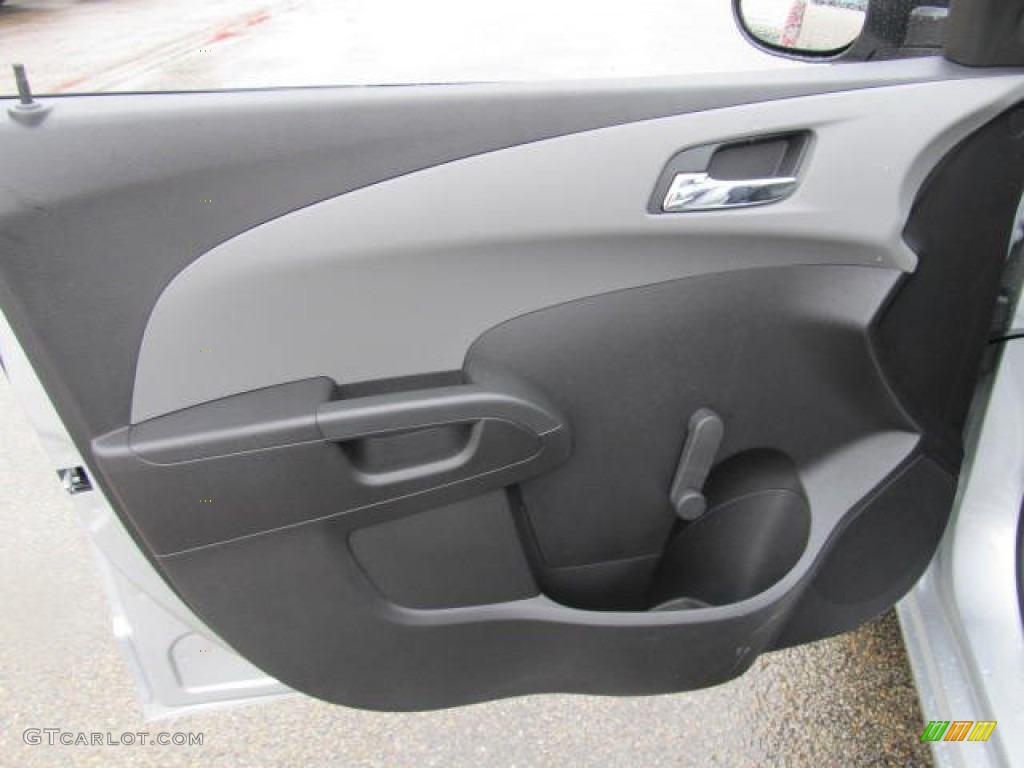 2012 Sonic LS Sedan - Silver Ice Metallic / Jet Black/Dark Titanium photo #7