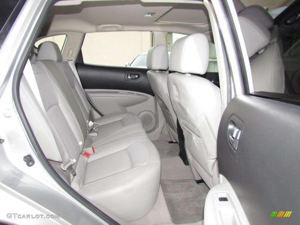 2011 Rogue SL - Silver Ice Metallic / Gray photo #10