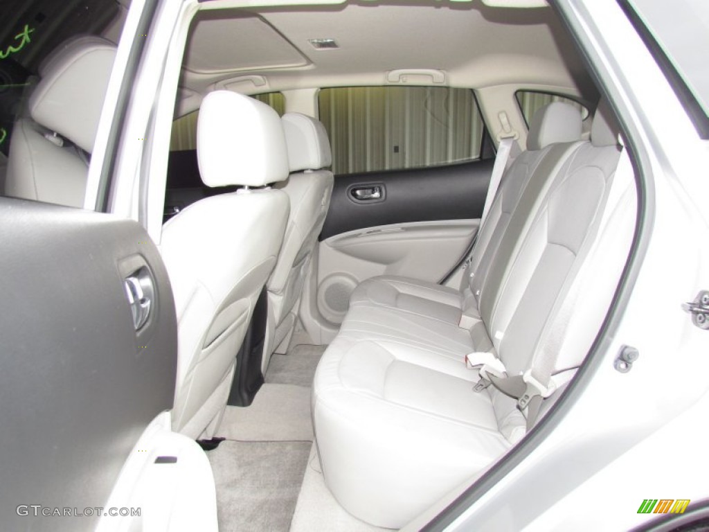 2011 Rogue SL - Silver Ice Metallic / Gray photo #11