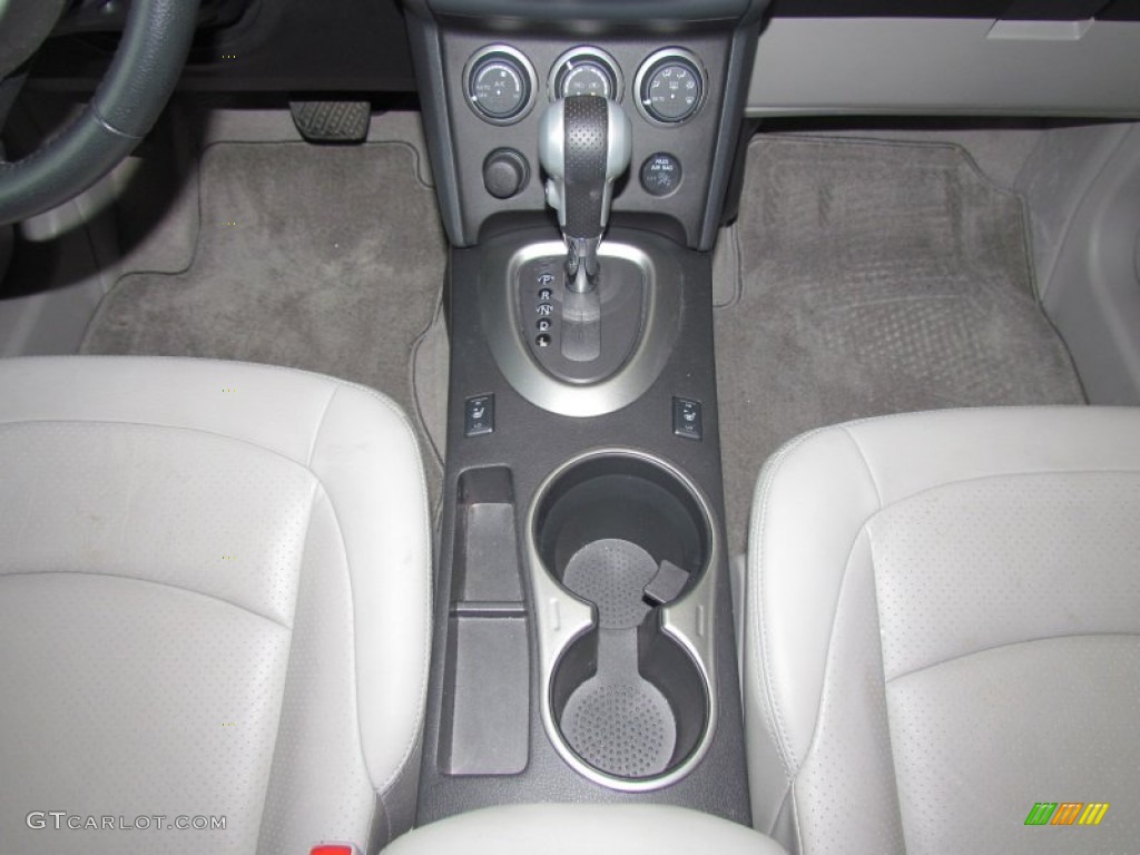 2011 Rogue SL - Silver Ice Metallic / Gray photo #17