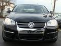 Black Uni - Jetta SE Sedan Photo No. 2