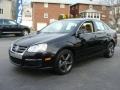Black Uni - Jetta SE Sedan Photo No. 3