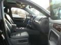 Black Uni - Touareg 2 VR6 Photo No. 7