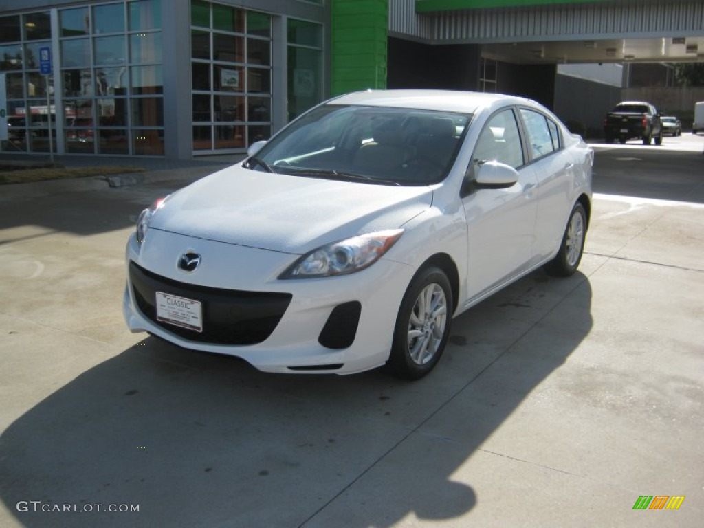 Crystal White Pearl Mica Mazda MAZDA3