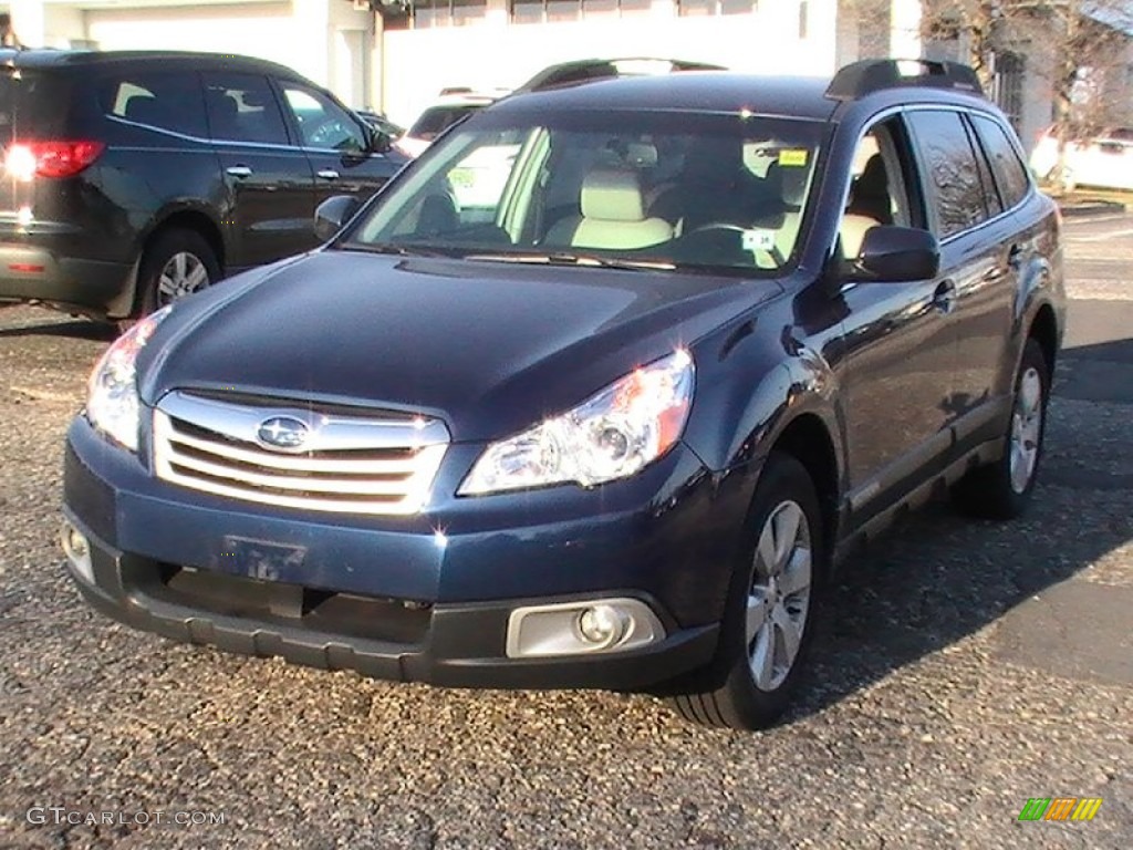 2011 Outback 2.5i Premium Wagon - Azurite Blue Pearl / Warm Ivory photo #1