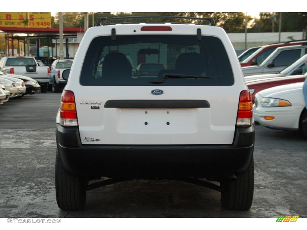 2003 Escape XLT V6 - Oxford White / Medium Dark Pebble photo #12