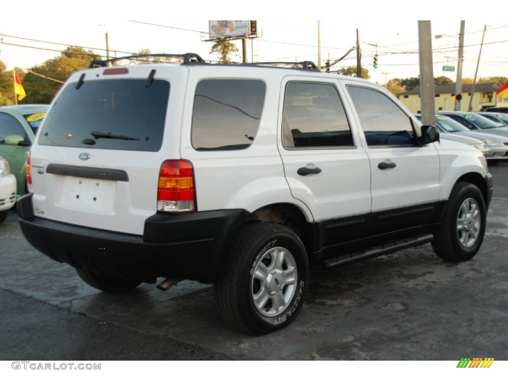2003 Escape XLT V6 - Oxford White / Medium Dark Pebble photo #13
