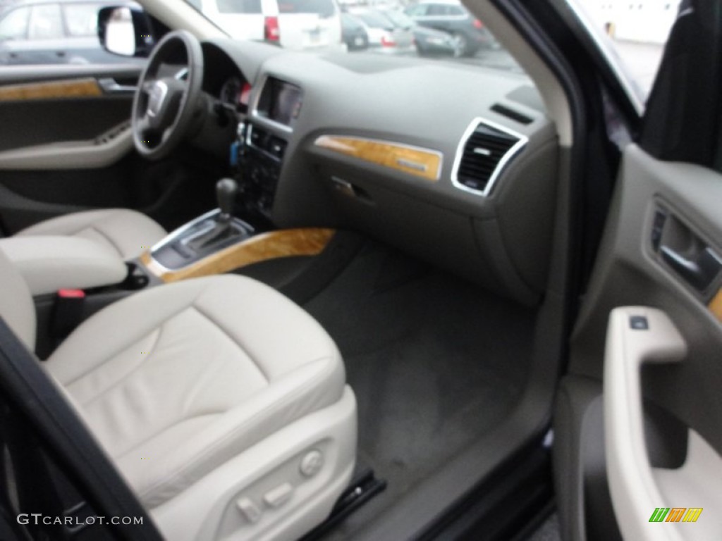 2009 Q5 3.2 Premium quattro - Deep Sea Blue Pearl Effect / Cardamom Beige photo #18